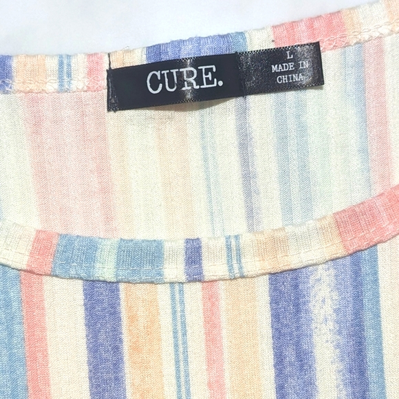 Front Tie T-shirt / Striped Top with Front Tie and Decorative Button Trim - Picture 7 of 11